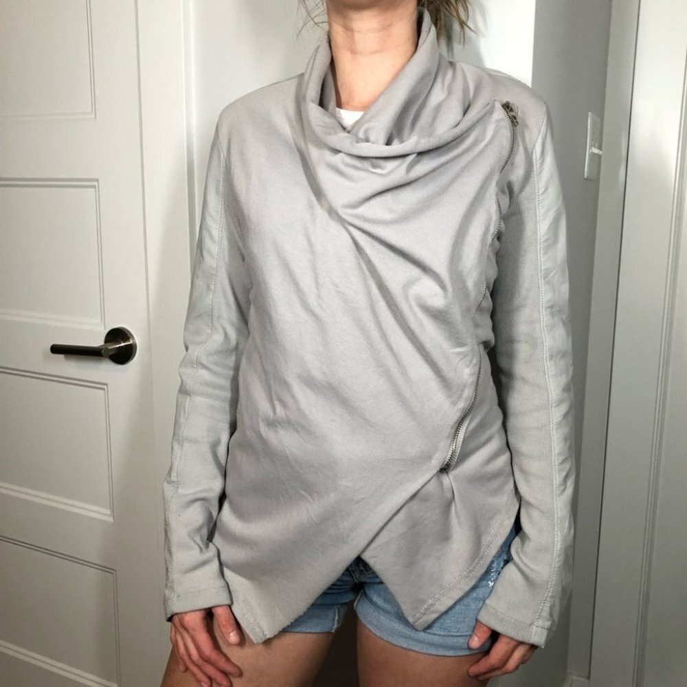 BLANKNYC‎ Light Grey Private Practice Mixed Media Drape  Jacket Size XS